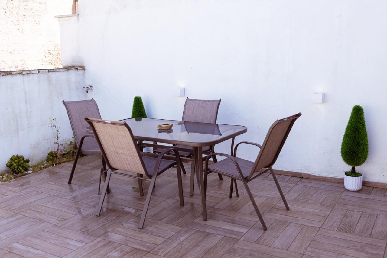 Terrazza Vallisa Couette-café