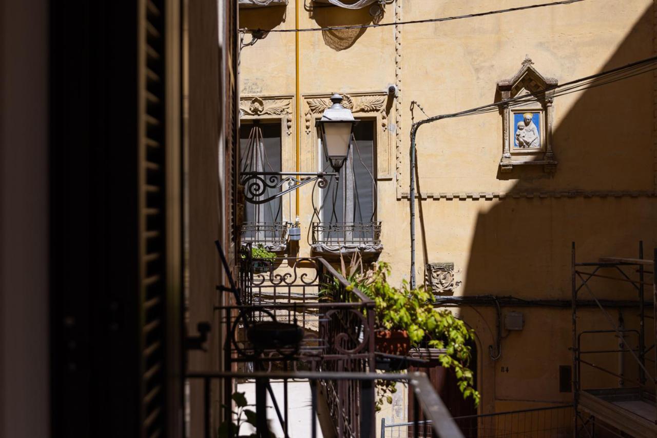 Couette-café Terrazza Vallisa Bari